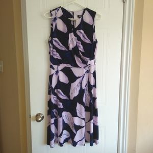 DKNY Purple Floral Wrap Neck Jersey Dress size 8 NWT